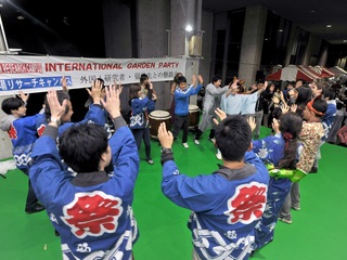 Bon-Odori dancing