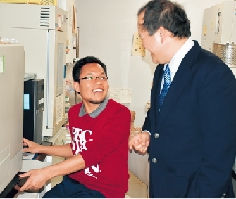 Prof Sakai and student
