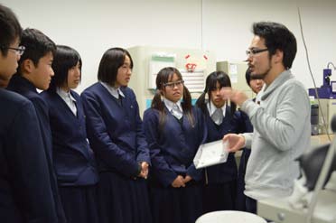 見学ツアーの様子