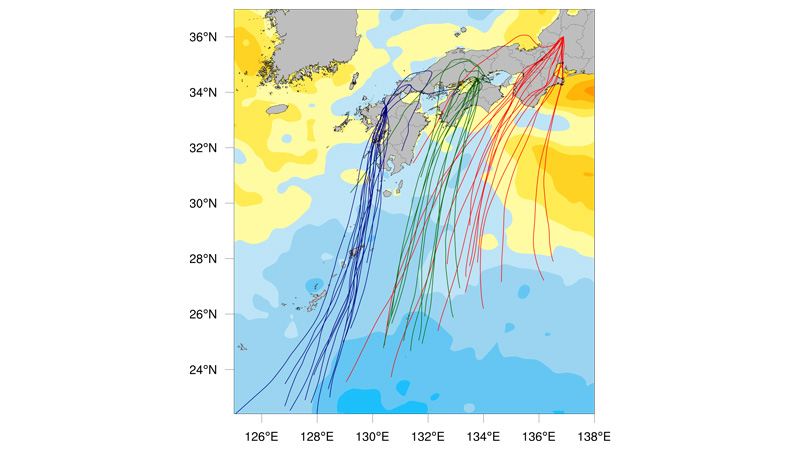 平成30年7月豪雨時に海上から流入した空気塊の24時間経路と海面水温偏差