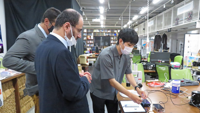 稲見研究室学生によるデモンストレーション