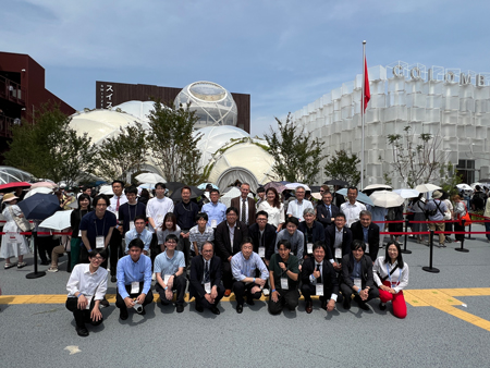 Photo in front of the Swiss Pavilion