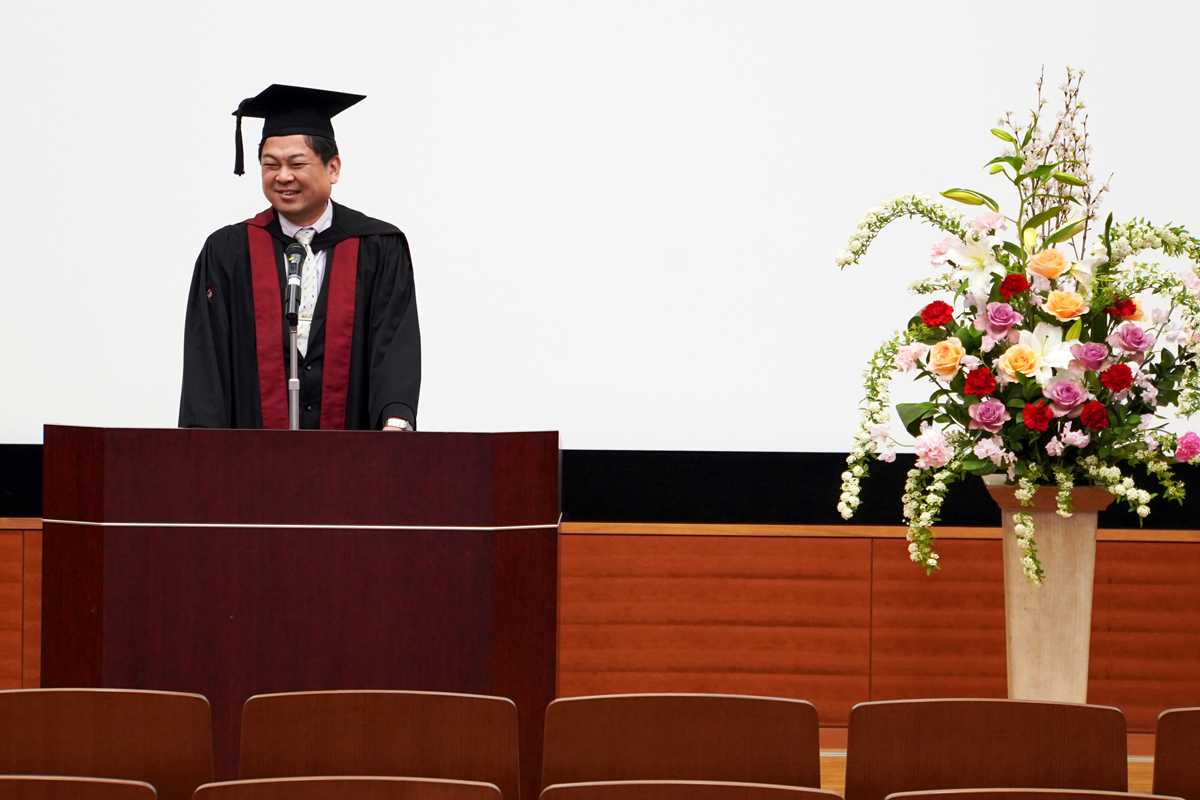 祝意の言葉を贈る東京大学　先端科学技術研究センターの杉山正和所長